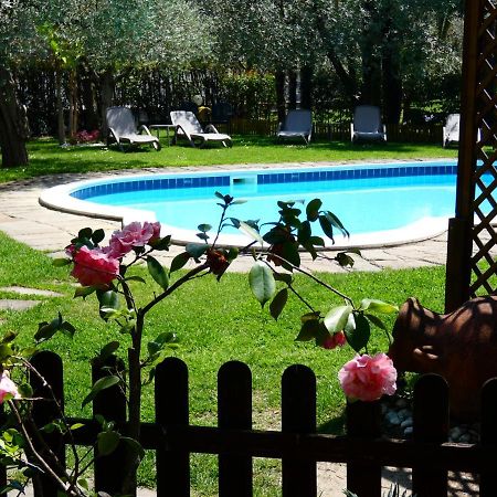 Residence Villa Degli Aranci 리바 델 이탈리아 베로나 외부 사진