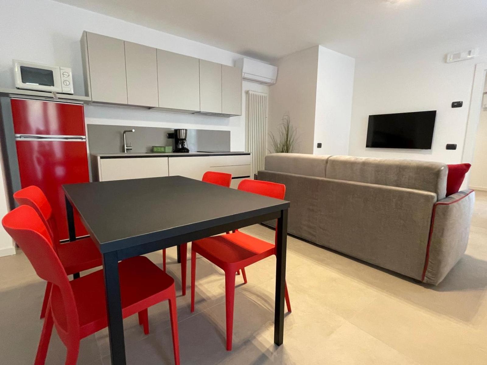 Residence Villa Degli Aranci 리바 델 이탈리아 베로나 외부 사진